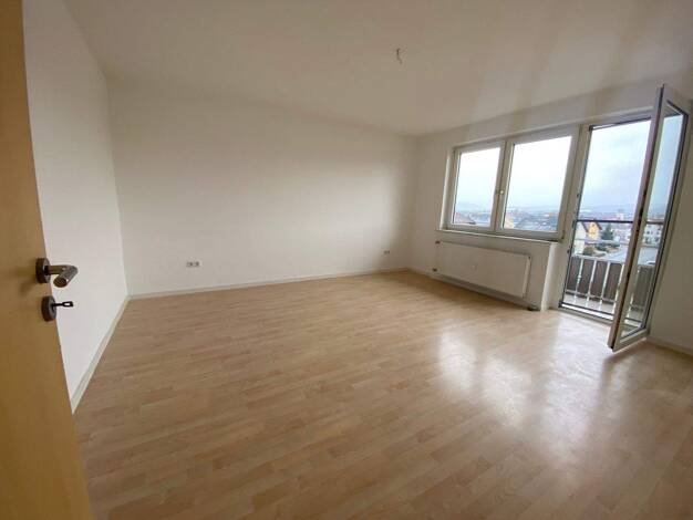 Wohnung zur Miete 730 € 4 Zimmer 90 m² 3. Geschoss frei ab 01.04.2026 Erlenbach 63906