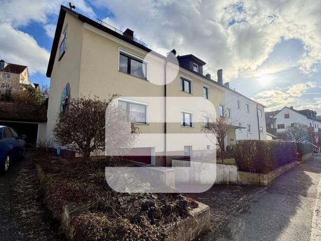 Doppelhaushälfte zum Kauf 285.000 € 10 Zimmer 233 m² 855 m² Grundstück Amberg 92224