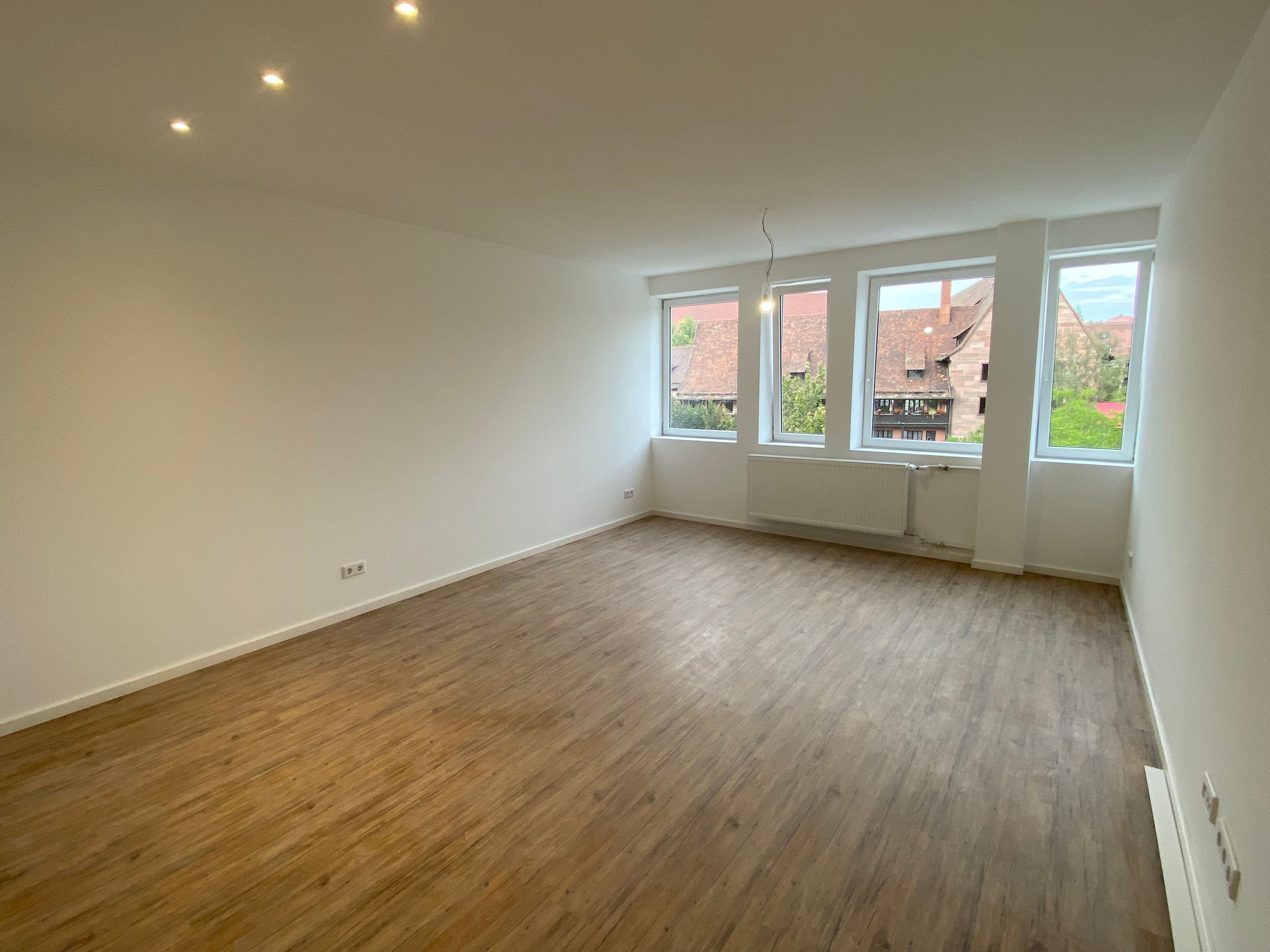 Wohnung zur Miete 620 € 1 Zimmer 33 m²<br/>Wohnfläche 1.<br/>Geschoss ab sofort<br/>Verfügbarkeit Nonnengasse 2 Altstadt / St. Lorenz Nürnberg 90402