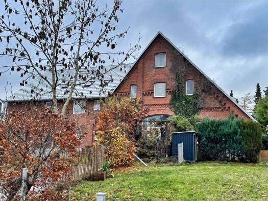 Mehrfamilienhaus zum Kauf als Kapitalanlage geeignet 2.000.000 € 1 Zimmer 1.108 m² 8.753 m² Grundstück Labenz 23898