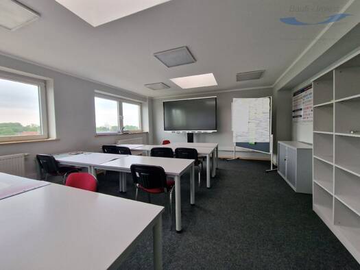 Bürofläche zur Miete 1.616 € 12 Zimmer 248,6 m² Bürofläche teilbar ab 248,6 m² Schepersfeld Wesel 46485