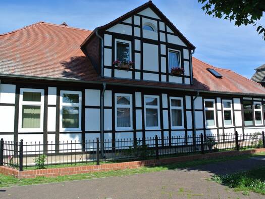 Einfamilienhaus zum Kauf 380.000 € 10 Zimmer 350 m² 422 m² Grundstück Havelberg 39539