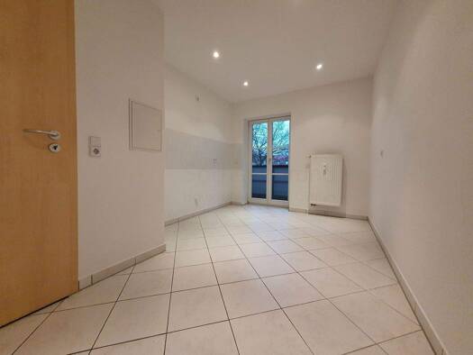 Wohnung zum Kauf 92.000 € 2 Zimmer 42 m² EG Taucha 04425