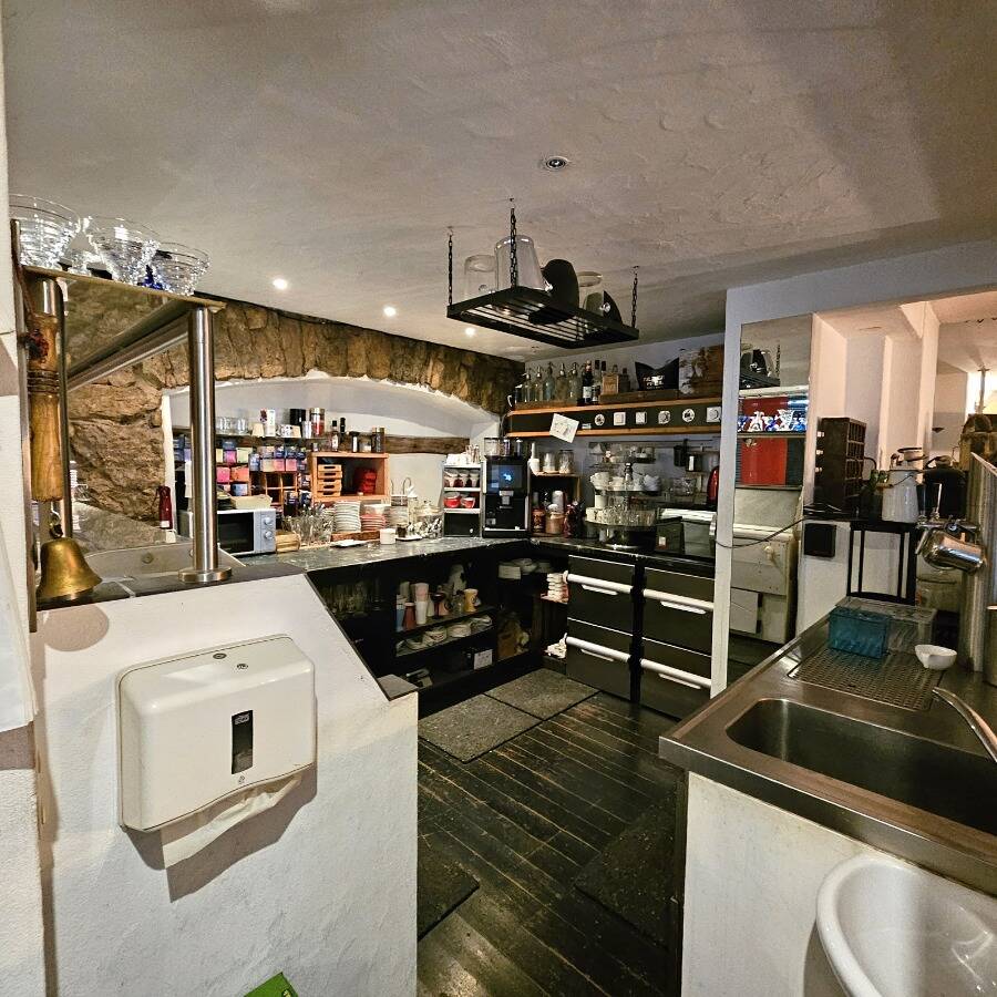 Immobilie in Stühlingen - Charmantes Wohn- & Geschäftshaus mit Café + 13 Stellplätzen - Bild 2