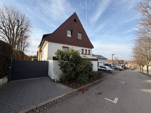 Einfamilienhaus zum Kauf 300.000 € 5,5 Zimmer 116 m² 181 m² Grundstück Marbach Marbach am Neckar 71672