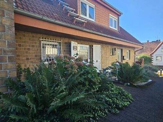 Doppelhaushälfte zum Kauf 349.000 € 5 Zimmer 129 m² 218 m² Grundstück Hüttengesäß Ronneburg / Hüttengesäß 63549