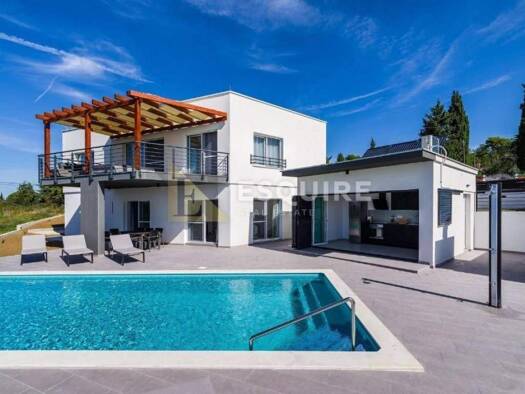 Haus zum Kauf 1.200.000 € 8 Zimmer 200 m² Zadar