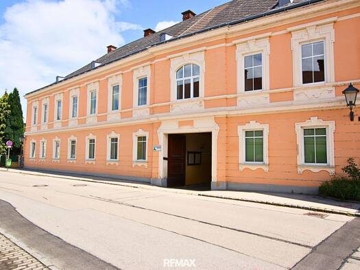 Haus zum Kauf 849.000 € 14 Zimmer 473 m² 1.083 m² Grundstück Pottenstein 2563