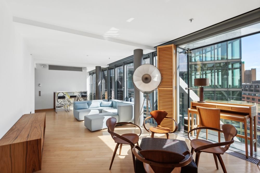 Penthouse zum Kauf 698.000 € 2 Zimmer 74,6 m²<br/>Wohnfläche 11.<br/>Geschoss Tiergarten Berlin 10785