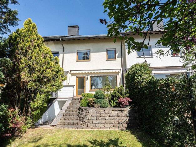 Reihenmittelhaus zur Miete 1.700 € 6 Zimmer 182 m² 257 m² Grundstück frei ab 01.03.2026 Niederrodenbach Rodenbach 63517