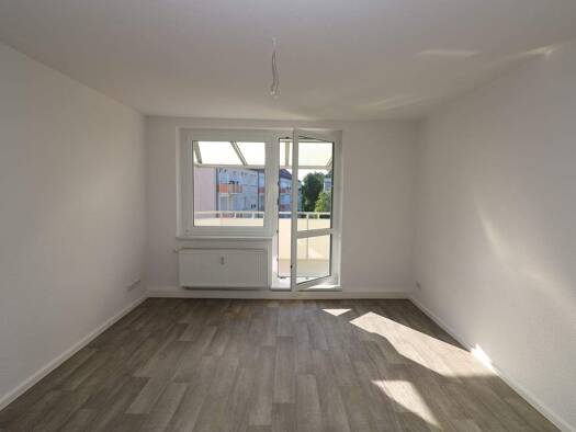 Wohnung zur Miete 469 € 4 Zimmer 66,9 m² 1. Geschoss Dr.-Richard-Beck-Straße 9 Freiberg 09599