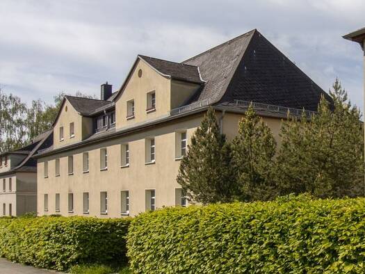 Wohnung zur Miete 273 € 1 Zimmer 47 m² 1. Geschoss frei ab sofort Ammonstraße 7 Altendorf Altendorf 09116