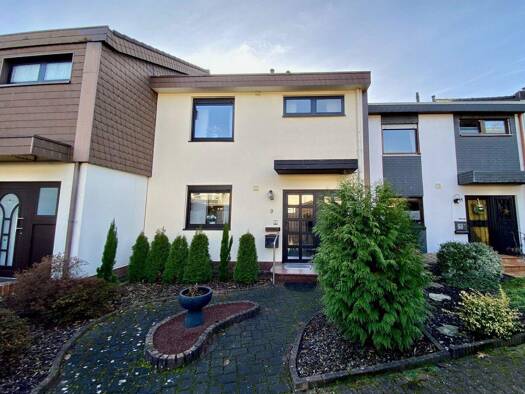 Reihenmittelhaus zum Kauf 230.000 € 4 Zimmer 105 m² 247 m² Grundstück Steinrausch 66740