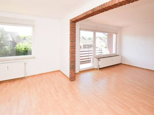 Wohnung zum Kauf 95.000 € 3 Zimmer 75 m² 2. Geschoss Bersenbrück 49593