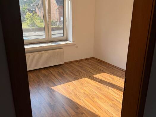 Wohnung zur Miete 750 € 4 Zimmer 80 m² Geschoss EG/3 frei ab sofort Heese Celle 29225