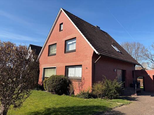 Einfamilienhaus zum Kauf 259.500 € 5,5 Zimmer 135 m² 783 m² Grundstück frei ab sofort Bremervörde Bremervörde 27432