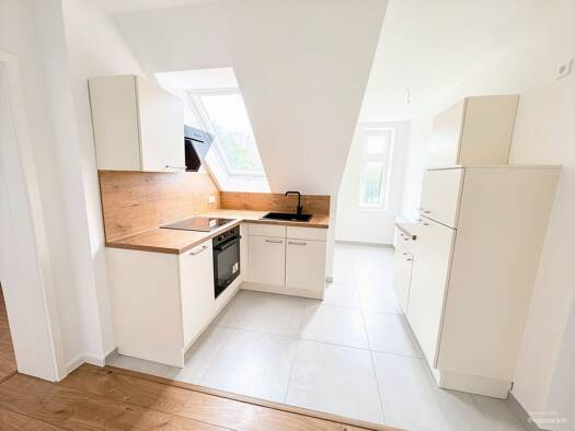 Wohnung zur Miete 899 € 3 Zimmer 67 m² 3. Geschoss Bülowstraße 8 Volkmarsdorf Ost 04315