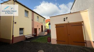 Mehrfamilienhaus zum Kauf 95.000 € 6 Zimmer 120 m² 250 m² Grundstück Meuselwitz Meuselwitz 04610