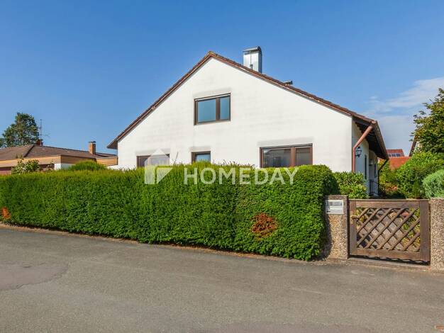 Einfamilienhaus zum Kauf 625.000 € 9 Zimmer 290,3 m² 841 m² Grundstück frei ab sofort Hüttendorf Erlangen 91056