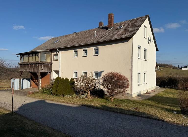 Mehrfamilienhaus zum Kauf 225.000 € 188,7 m²<br/>Wohnfläche 1.060 m²<br/>Grundstück Tagmanns Heinresreuth 91281