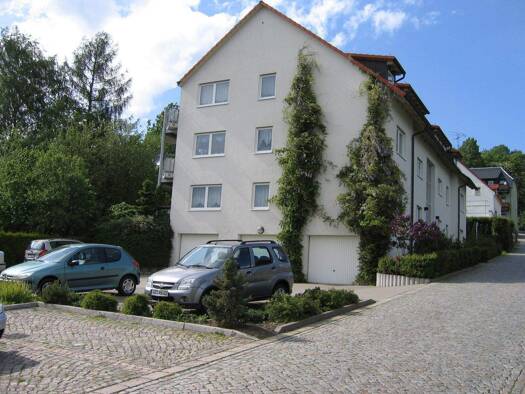 Terrassenwohnung zur Miete 525 € 3 Zimmer 86,3 m² EG Neue Str. 3 Hohenstein-Ernstthal 09337
