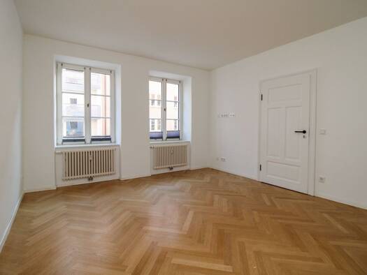Wohnung zur Miete 2.227 € 2 Zimmer 55,4 m² 1. Geschoss frei ab 01.10.2026 Reichenbachstraße 38 Ludwigsvorstadt-Isarvorstadt München 80469