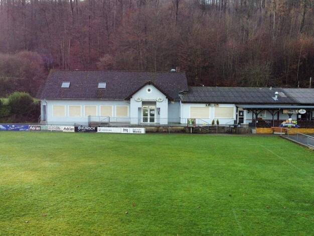 Restaurant zur Miete 1.300 € 170 m² Gastrofläche Eisenbach Obernburg 63785