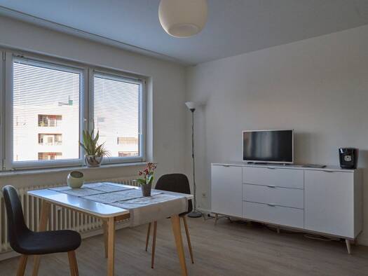 Wohnung zur Miete auf Zeit 950 € 1 Zimmer 34 m² frei ab 17.10.2026 Lövenich Lindenthal 50859