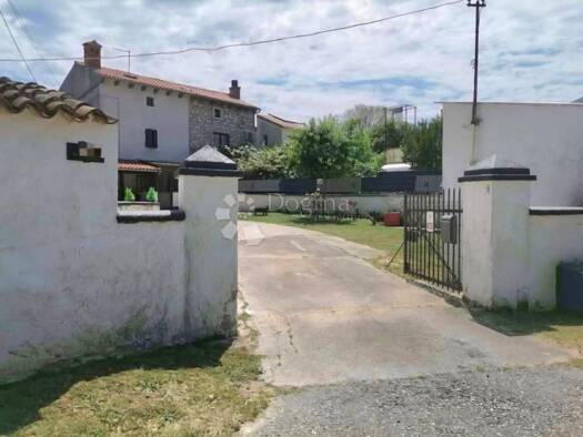 Einfamilienhaus zum Kauf 290.500 € 2 Zimmer 65 m² Valtura, Ližnjan Ližnjan 52204