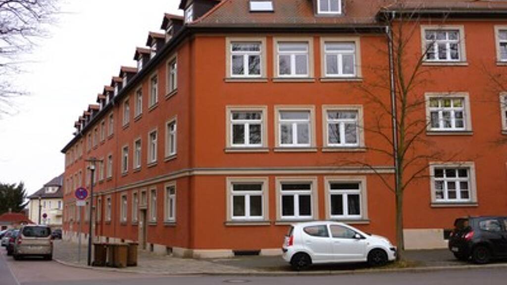 Wohnung zur Miete 450 € 4 Zimmer 81 m² 1. Geschoss frei ab sofort Moritz-Hill-Straße 5 Weißenfels 06667
