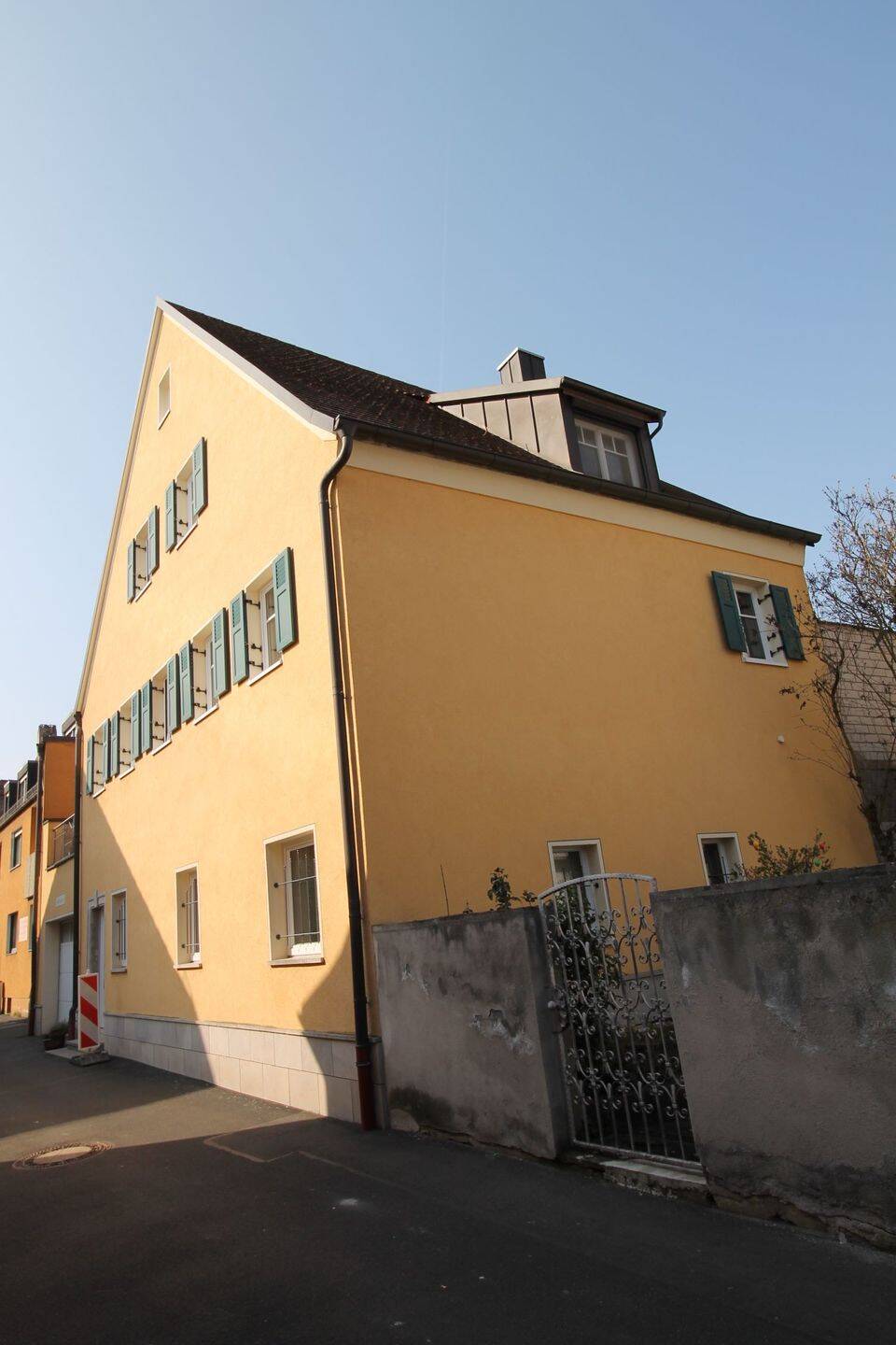 Einfamilienhaus zum Kauf - Ansicht 2