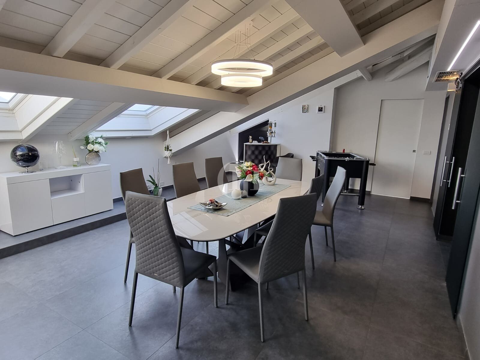 Penthouse zum Kauf 990.000 € 254 m²<br/>Wohnfläche 3.<br/>Geschoss Como 22010