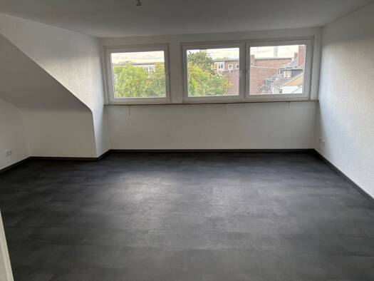 Wohnung zur Miete 390 € 2 Zimmer 47 m² 4. Geschoss frei ab 01.12.2026 Kardinal-Galen-Str. 120 Duissern Duisburg 47058