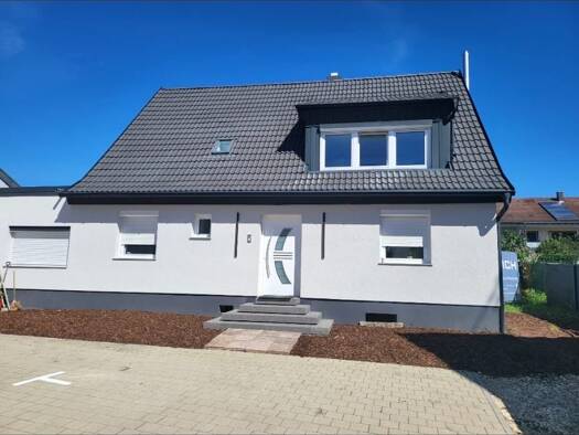 Haus zur Miete 1.700 € 6 Zimmer 160 m² 242 m² Grundstück Westerheim 72589