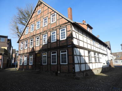 Haus zum Kauf als Kapitalanlage geeignet 295.000 € 22 Zimmer 690 m² 652 m² Grundstück Gänsemarkt 1 Wittingen Wittingen 29378