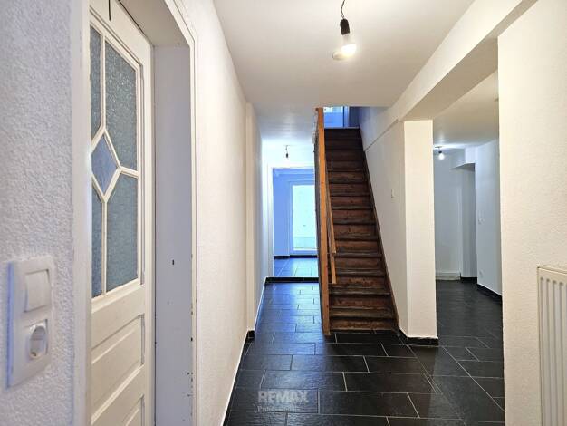 Mehrfamilienhaus zum Kauf 669.000 € 10 Zimmer 215 m² 134 m² Grundstück frei ab 02.01.2027 Großbottwar Großbottwar 71723
