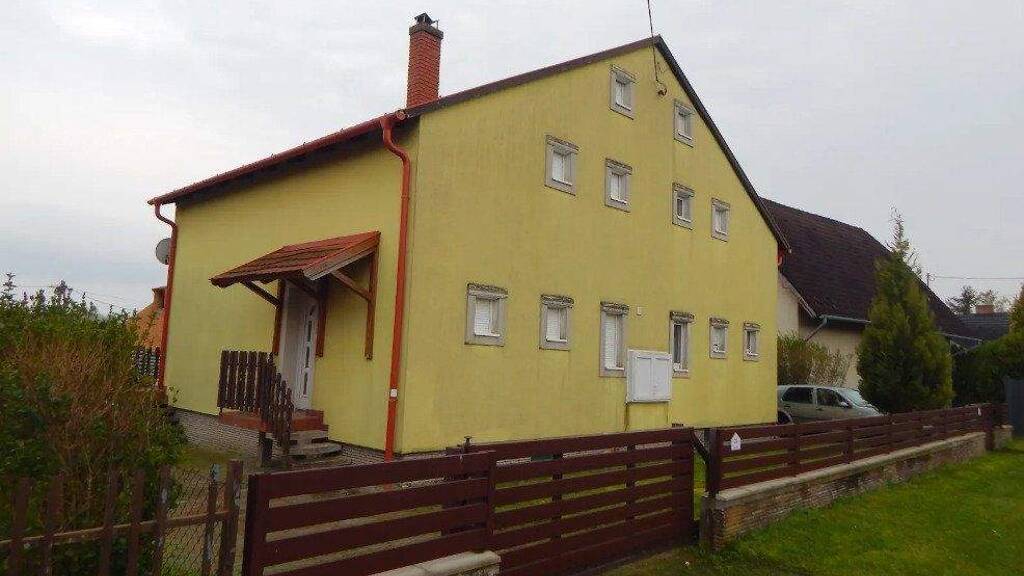 Doppelhaushälfte zum Kauf 177.000 € 3 Zimmer 75 m² 519 m² Grundstück Vonyarcvashegy 8314