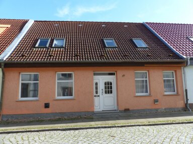 Reihenmittelhaus zum Kauf 50.000 € 5 Zimmer 89 m² 587 m² Grundstück Jarmen Jarmen 17126