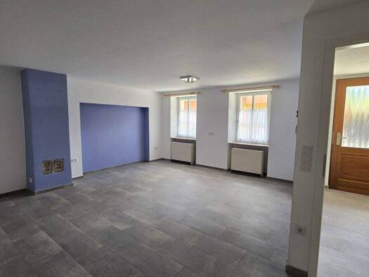 Reihenendhaus zum Kauf 119.500 € 5 Zimmer 93 m² 365 m² Grundstück Ehranger Straße 7 Kordel 54306
