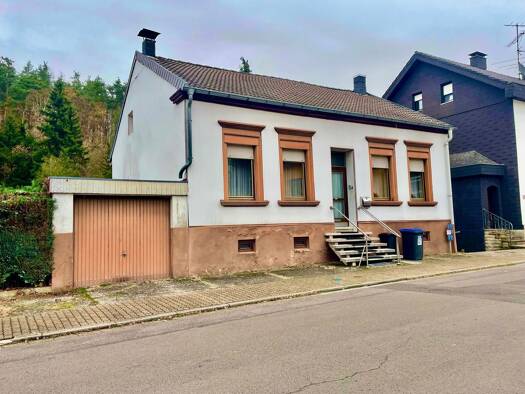 Einfamilienhaus zum Kauf 139.000 € 5 Zimmer 120 m² 1.630 m² Grundstück frei ab sofort Emmersweiler Großrosseln 66352