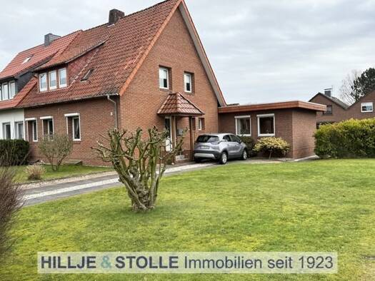 Doppelhaushälfte zum Kauf 325.000 € 6 Zimmer 145,3 m² 752 m² Grundstück Oldenburg 26125