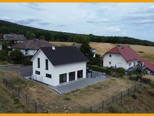 Einfamilienhaus zum Kauf provisionsfrei 345.000 € 4 Zimmer 130 m² 919 m² Grundstück Densberg Jesberg 34632