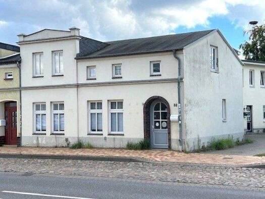 Bürofläche zur Miete 350 € 3 Zimmer Güstrow 18273