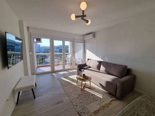 Wohnung zur Miete 900 € 2 Zimmer 58 m² 9. Geschoss Podmurvice, Rijeka Mlaka