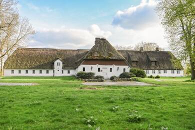 Einfamilienhaus zum Kauf 990.000 € 11 Zimmer 517 m² 26.525 m² Grundstück Stadum 25917