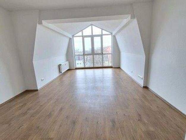 Wohnung zur Miete 628 € 3 Zimmer 91 m² 4. Geschoss frei ab 11.04.2026 Gerhart-Hauptmann-Str. 34 Stadtfeld Ost Magdeburg 39108