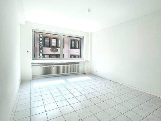 Wohnung zur Miete 550 € 2 Zimmer 60 m² 2. Geschoss frei ab sofort Dudweilerstraße St Johann Mitte 66111