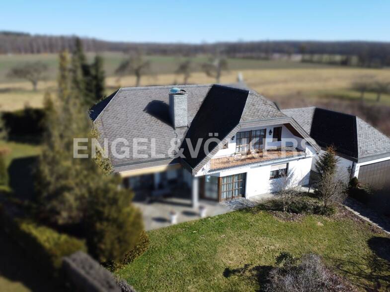 Haus zum Kauf 597.000 € 7 Zimmer 268 m² 1.328 m² Grundstück Wittershausen Oberthulba 97723