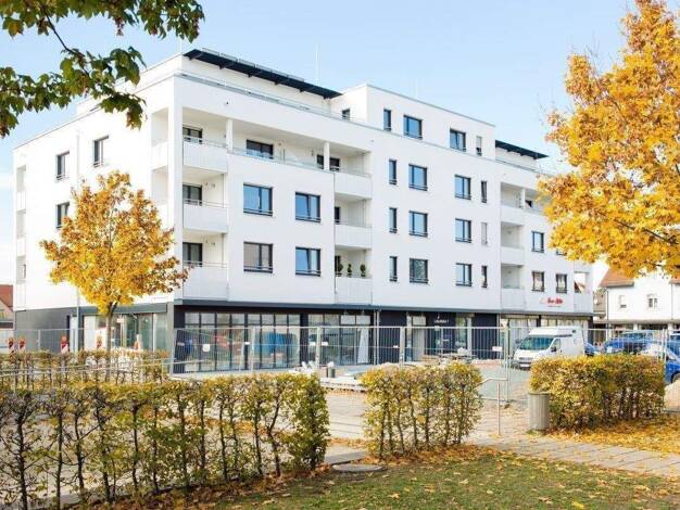 Wohnung zur Miete 1.175 € 3 Zimmer 82,7 m² 1. Geschoss frei ab 01.02.2027 Hubert-Munkert-Platz 1 Röthenbach Röthenbach an der Pegnitz 90552