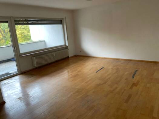 Wohnung zur Miete 900 € 2 Zimmer 90 m² 5. Geschoss frei ab sofort Hanau Hanau 63450
